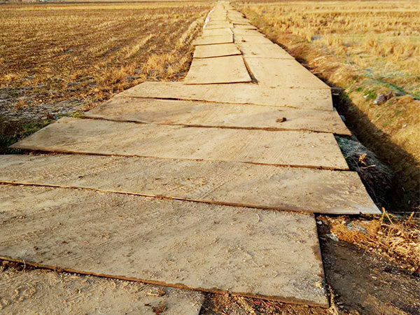 常德市鑫翔建筑設(shè)備租賃有限公司,常德墊路鋼板租賃,墊路鋼板銷售,機(jī)械設(shè)備租賃哪里好 常德市鑫翔建筑設(shè)備租賃有限公司,常德墊路鋼板租賃,墊路鋼板銷售,機(jī)械設(shè)備租賃哪里好