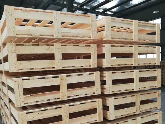 半封閉式包裝箱、木箱